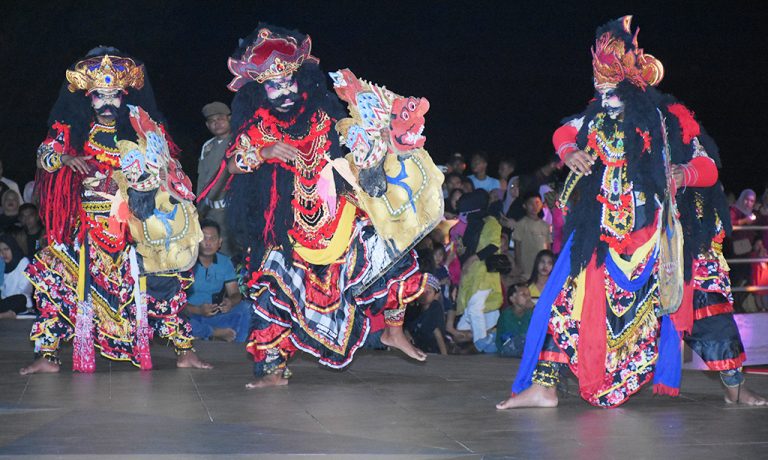 Tari Jaranan buto